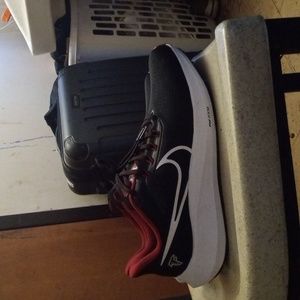 11 1/2 Nike ATL Running shoes.